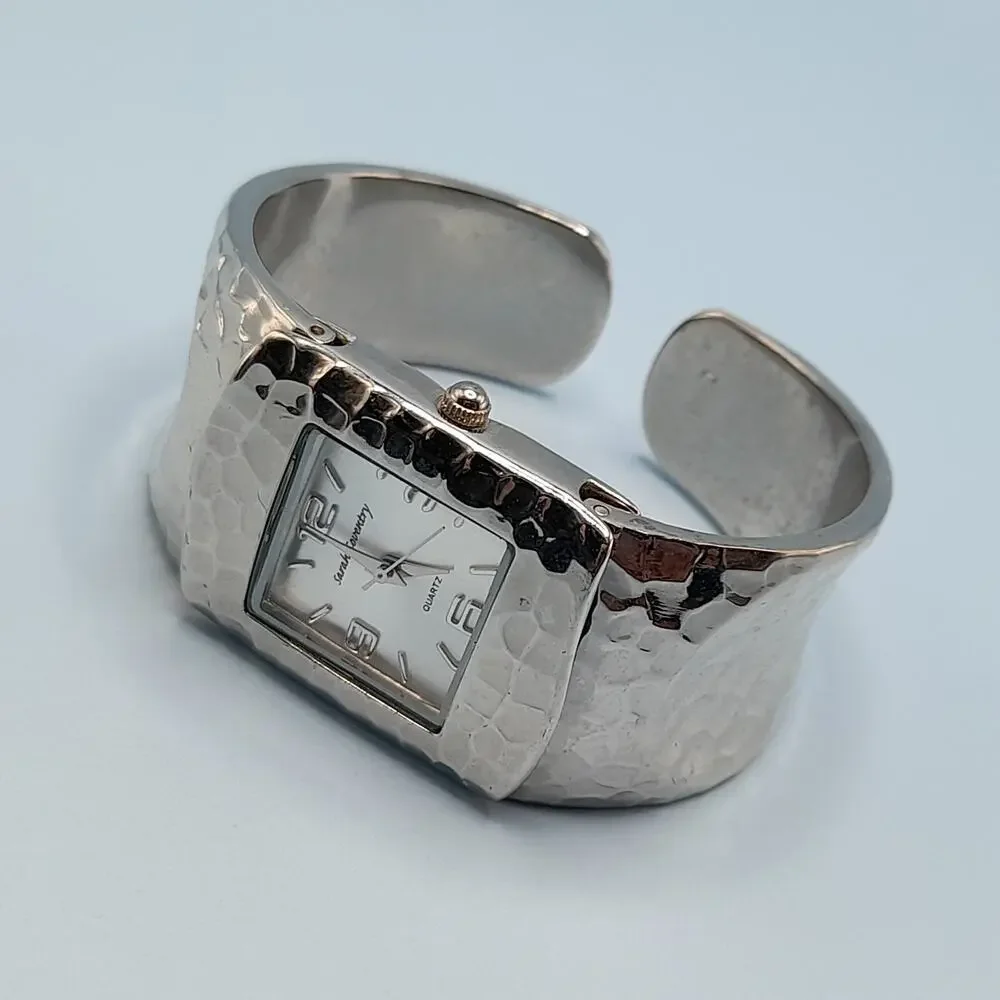 Sarah Coventry Watch Women's Hammered Silver Metal Cuff Hinge Band Needs Battery